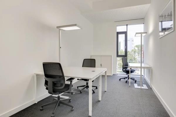 6  m² Office Space