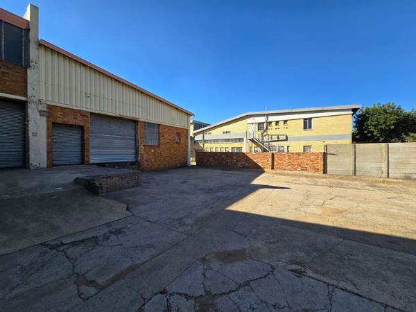 1 563 m² Industrial space