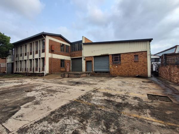 1 563 m² Industrial space