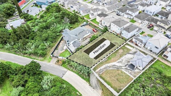 845 m² Land