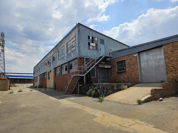 8 000 m² Industrial space