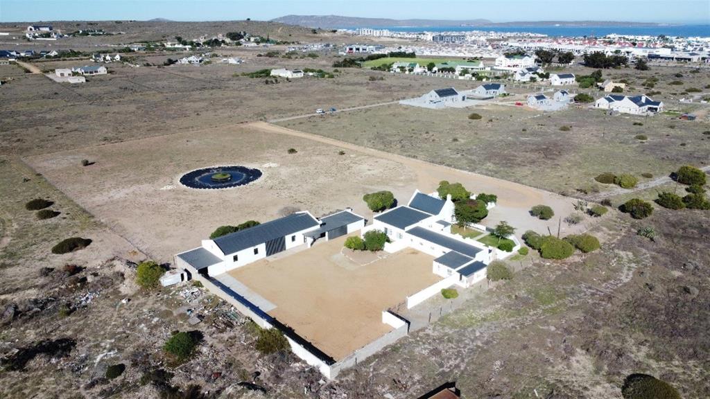 8 Bedroom House