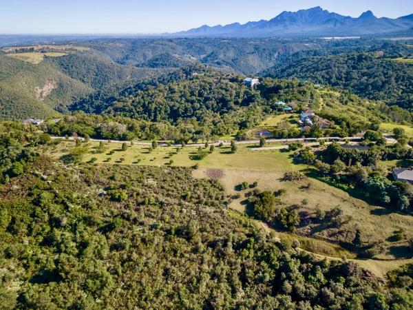 3.3 ha Smallholding