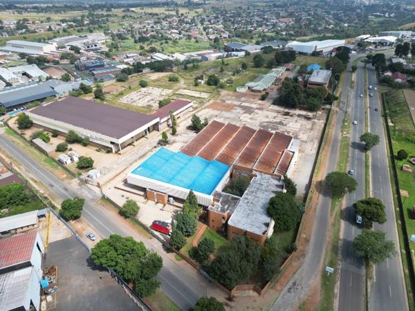 13 883  m² Industrial space