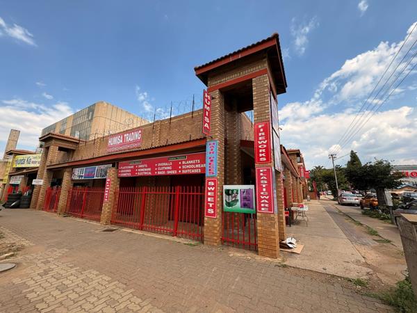 669  m² Commercial space