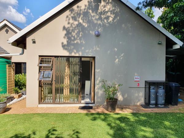 1 Bedroom Garden Cottage