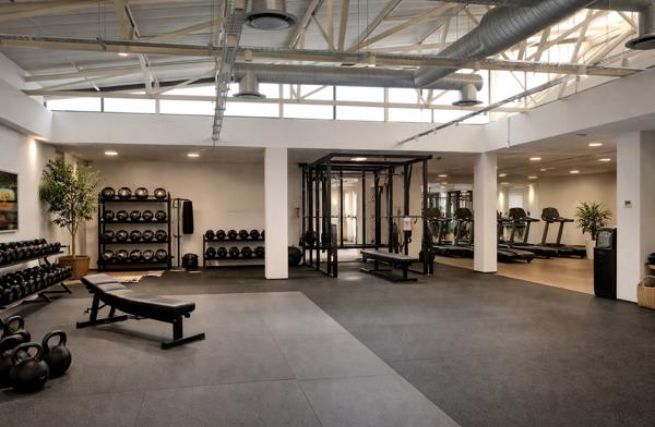 344 m² Office Space