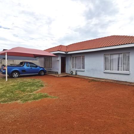 6 Bedroom House