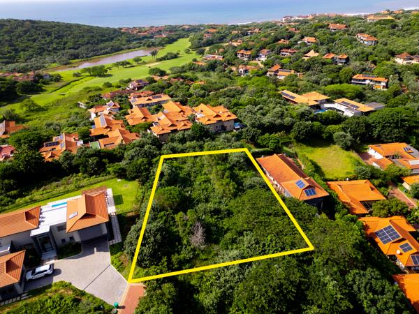 1 586 m² Land