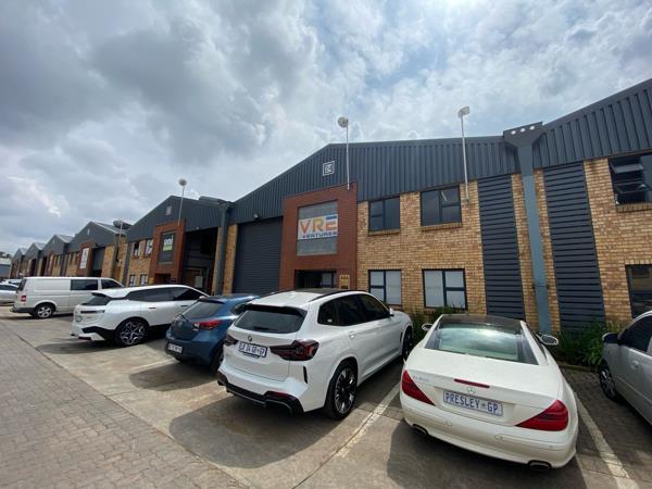 380  m² Industrial space