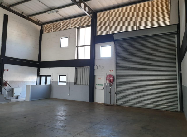 233  m² Industrial space