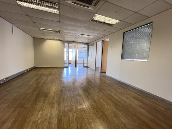 226  m² Commercial space