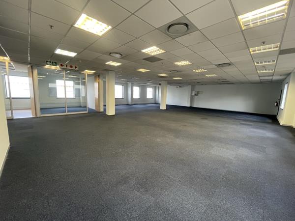 332 m² Commercial space