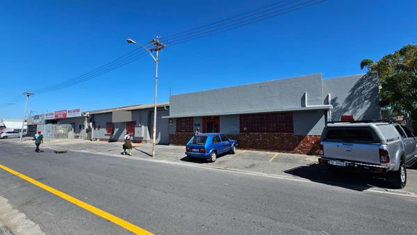 815  m² Industrial space