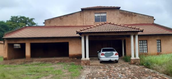 5 Bedroom House