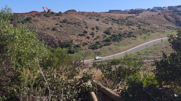 807 m² Land