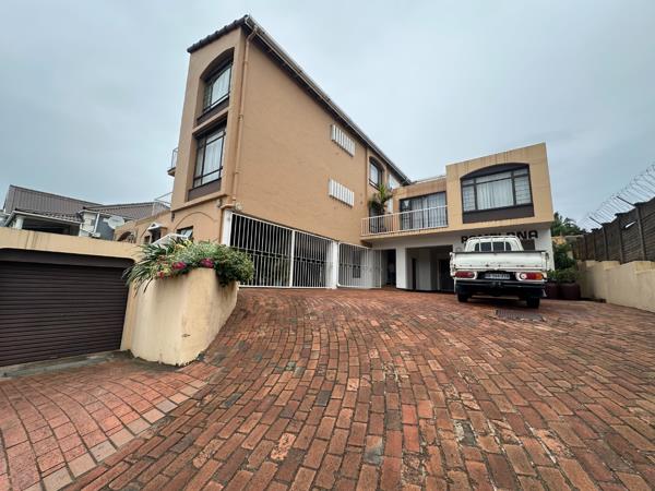 13 Bedroom Apartment