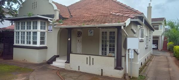 591  m² Office Space