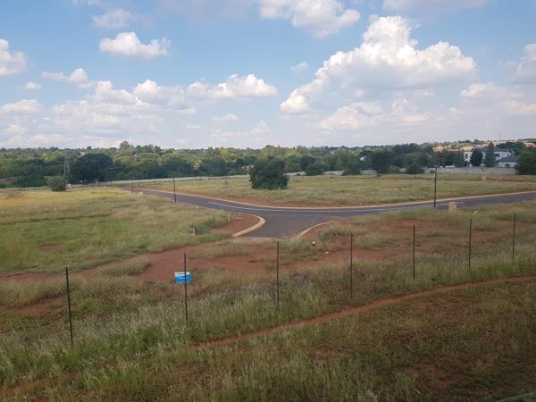 400 m² Land
