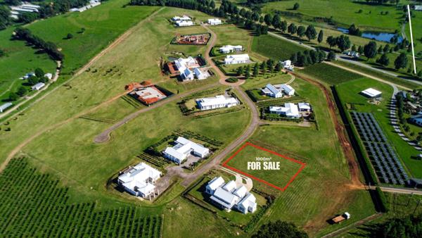 1 000 m² Land