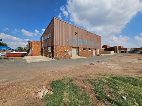 371 m² Industrial space