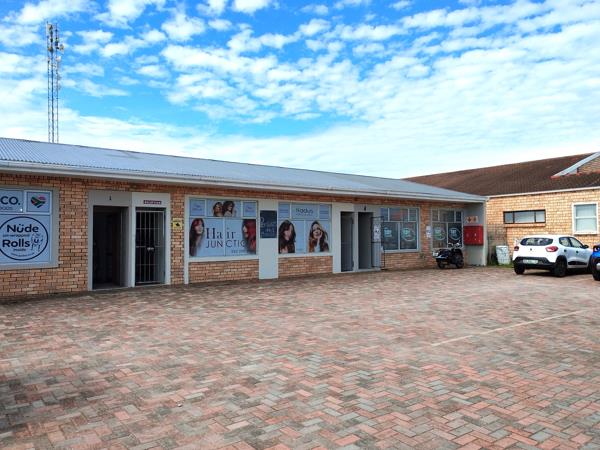 280  m² Commercial space