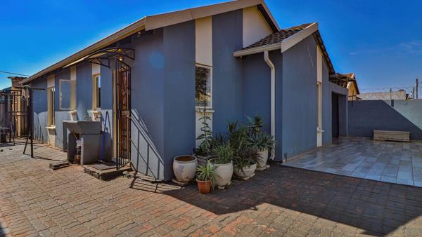 4 Bedroom House