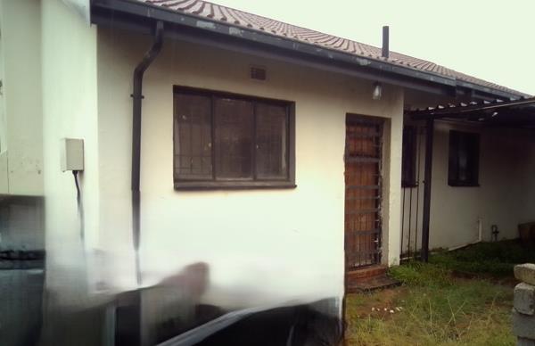 2 Bedroom House