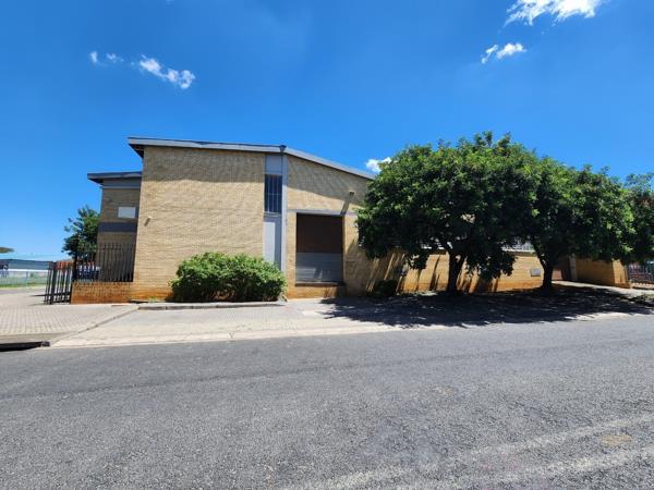 1 972 m² Industrial space