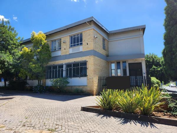 1 972 m² Industrial space