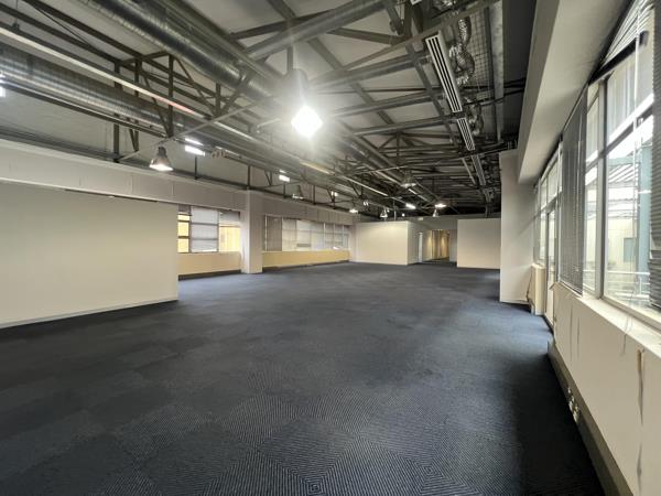 643 m² Commercial space