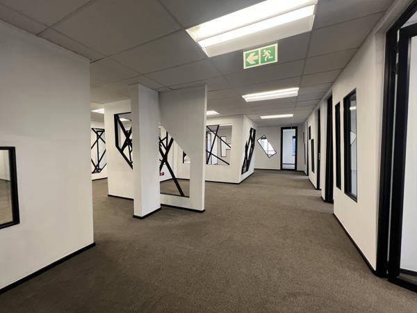 2 165 m² Commercial space