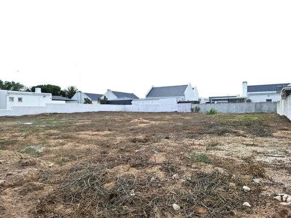 836 m² Land