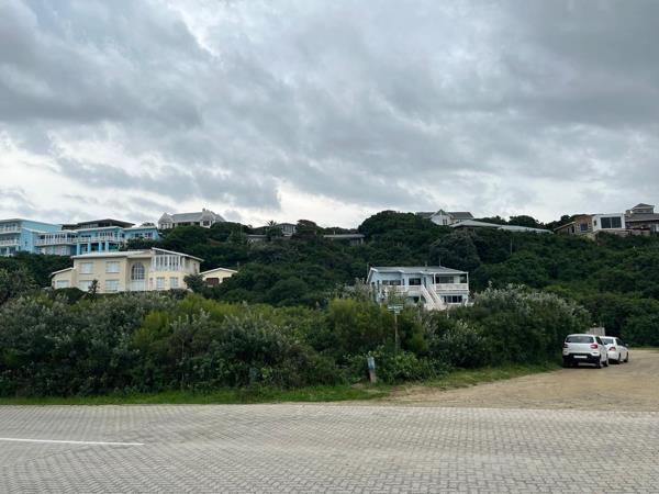 1 003 m² Land