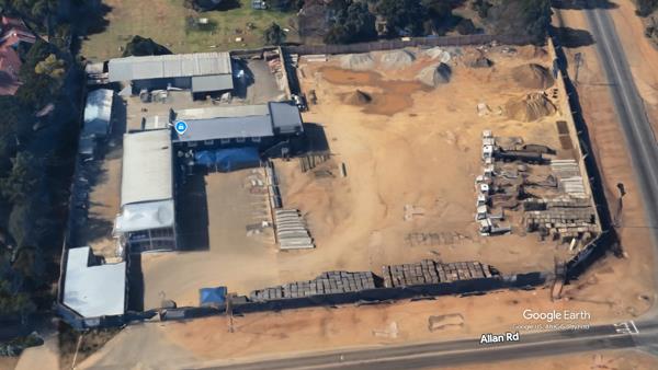 2 000  m² Commercial space