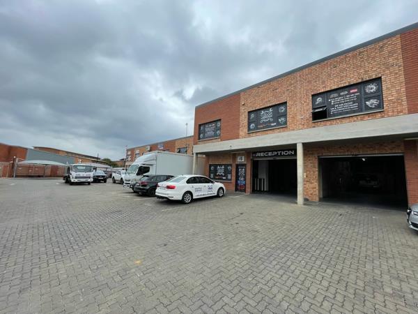 308  m² Industrial space