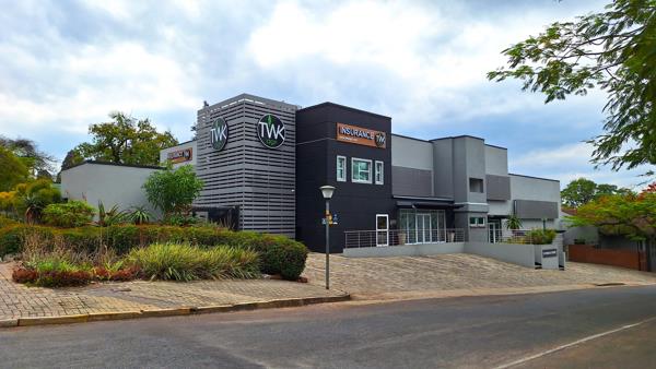 1 000 m² Commercial space