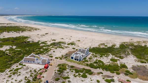 860 m² Land