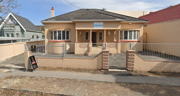 230  m² Commercial space