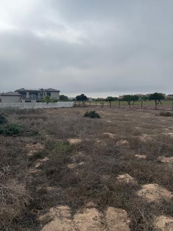 836 m² Land