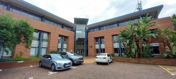 313  m² Commercial space