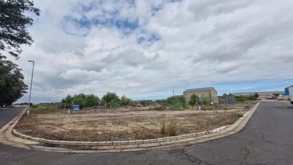 1.6 ha Land