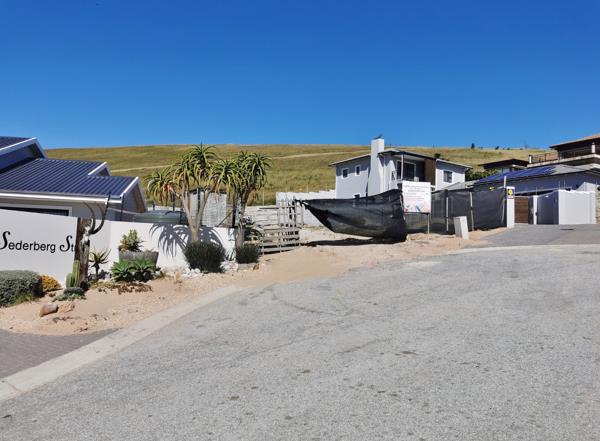 615 m² Land