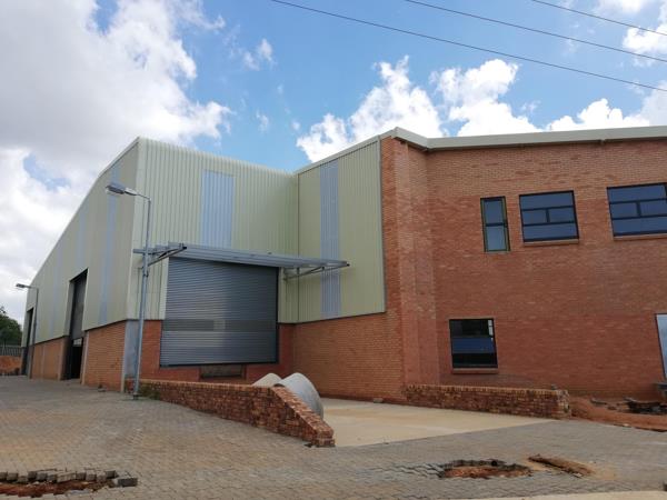 2 650  m² Industrial space