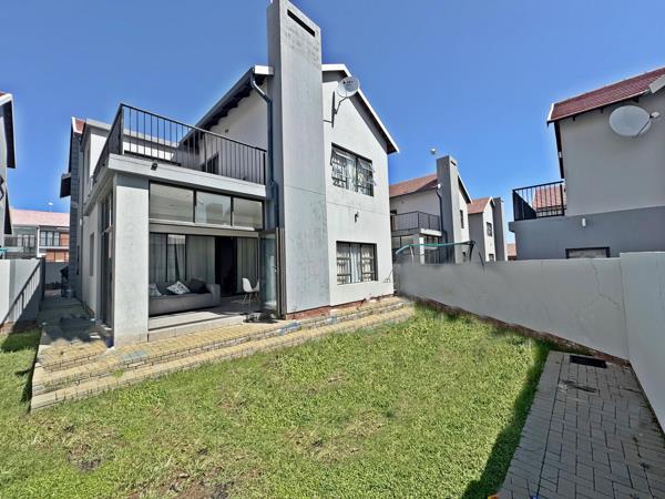 4 Bedroom Townhouse