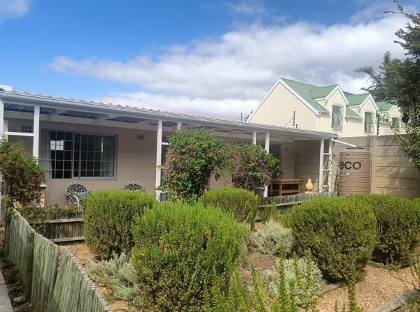 1 Bedroom Garden Cottage