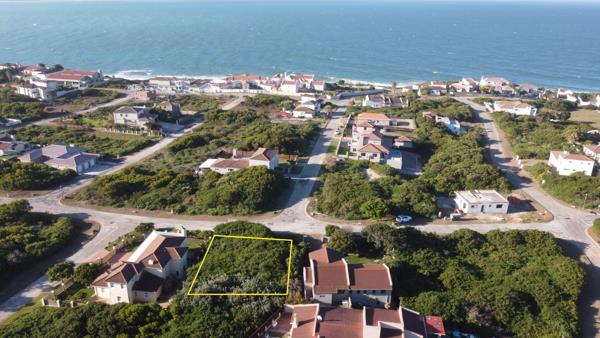 652 m² Land