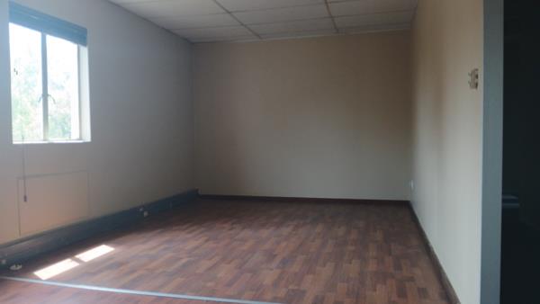 261 m² Commercial space