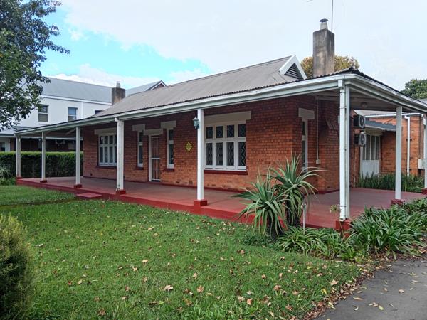 280  m² Office Space