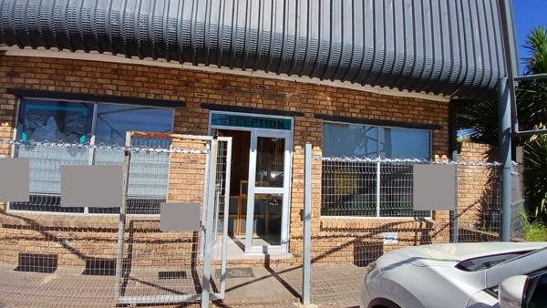 668  m² Commercial space